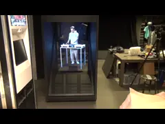 Uhr-Schaukasten-Hologramm-Pyramiden-Anzeige 3 3D Holo versieht 32 Zoll mit Seiten
