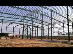 Серый цвет красит покрашенную рамку здания стальной структуры мастерской Purlin c крыши листа video