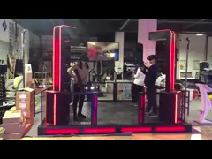 Черный и красный цвет привел светлый имитатор виртуальной реальности с игрой Иммерсиве video