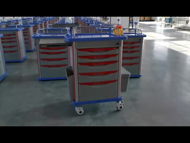 引出しおよびIVの緊急の医学のトロリー衝突のカート ポーランド人 ビデオ