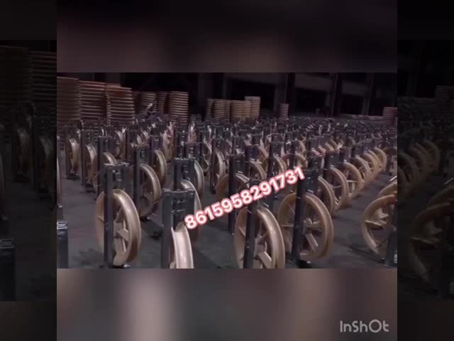 Резиновый выровнянный одиночный блок Sheave 660MM нейлона 60KN шнуруя видео