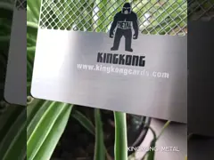 Обратное вытравляя выбивая влияние зеркала визитных карточек металла SS video