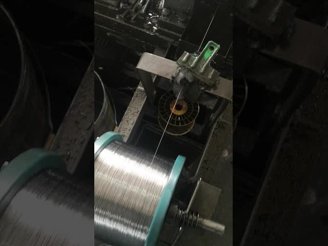 Промышленная плоская проволока Алукром о сплава ФеКрАл коррозионная устойчивость 0.3мм * 2мм хорошая видео