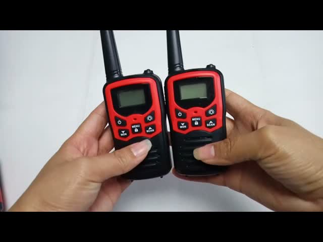 Walkietalkie Handheld da multi cor projetados belamente para uma comunicação imediata