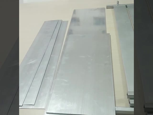 Customized Aluminum Spare Parts Auto Water Cool Plate For New Energy Cars