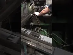 Шарнир двери весны металла оборудования мебели дизайна ОЭМ 304 верхних сегментов вспомогательный для тяжелой двери video