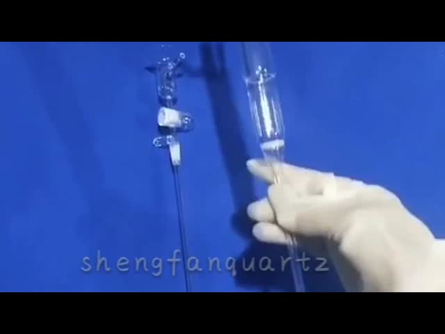 Подгонянная градуированная пробирка стеклянной лампы кварца формы не токсическая не деформирует кристаллизацию безвредное Эко дружелюбное видео