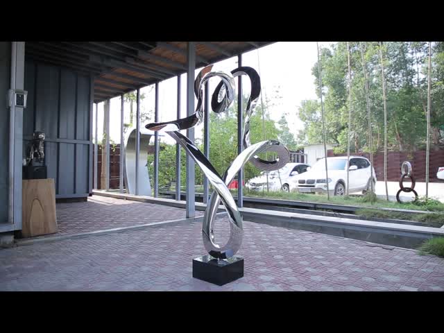 Современная нержавеющая сталь Абстрактная металлическая скульптура Скульптура наружного / внутреннего садового декора Специализированная сварка видео