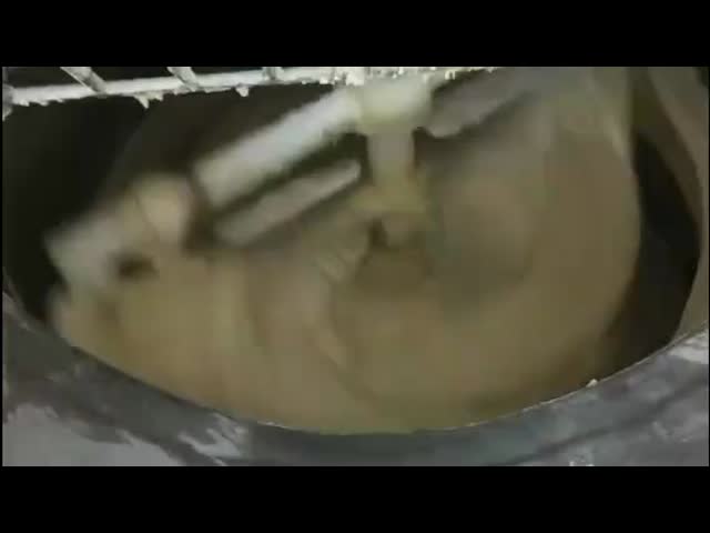 The sponge cake aeration machine