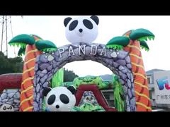 Скольжение прыжка кокосовой пальмы спортивной площадки парка сафари раздувное video