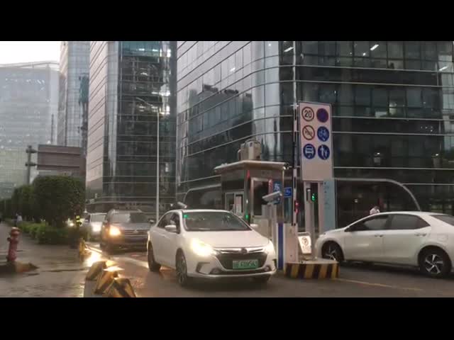 2.5m Straight Arm IP54 150W LED Light Barrier Gate