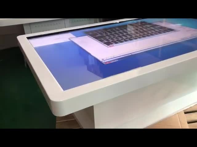 84" игрок рекламы экрана касания экрана 4К ультракрасный с системой Виндовс