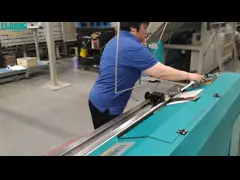 Алюминиевая лакировочная машина штрангпресса Sealant бутил каучука прокладки 30m/min video