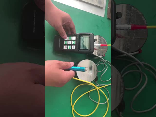 Loja grande do poder do verificador portátil da dureza THL210 quando o Usb conectou a exposição do Lcd
