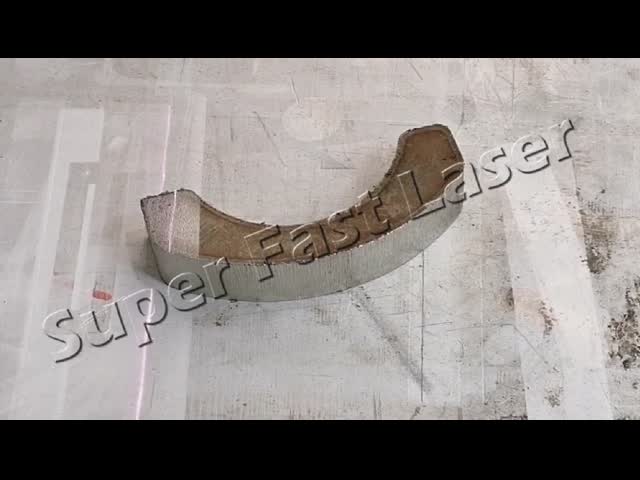 перевозчик ржавчины 1.5мДж лазера автоматического оборудования чистки лазера 50в Хандхэльд видео