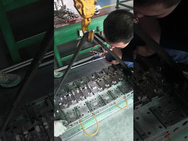 Custom Multi Color Injection Molding HASCO DME LKM JLS Standard Base