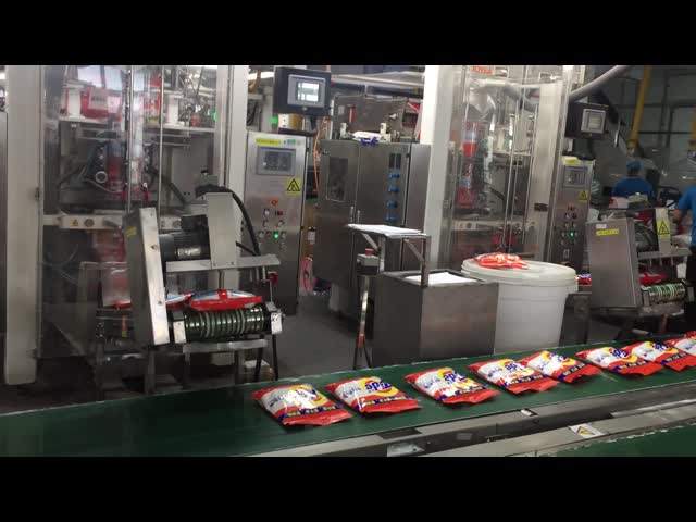 Ежедневная производственная линия порошка башни поливки отравляющими веществами детержентная с низкой плотностью видео