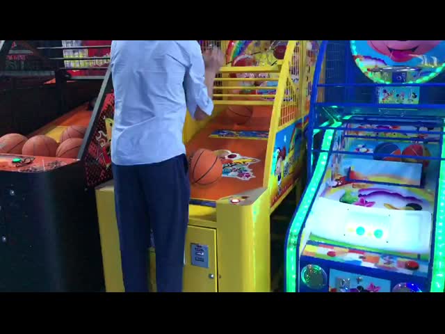 子供のバスケットボール機械スポーツのアーケード機械1 - 2プレーヤー100W