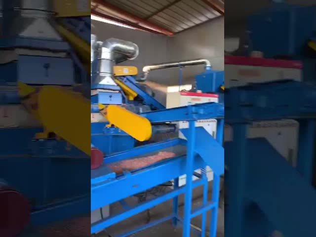 機械容易な操作をリサイクルする電気銅線の造粒機の銅ケーブル