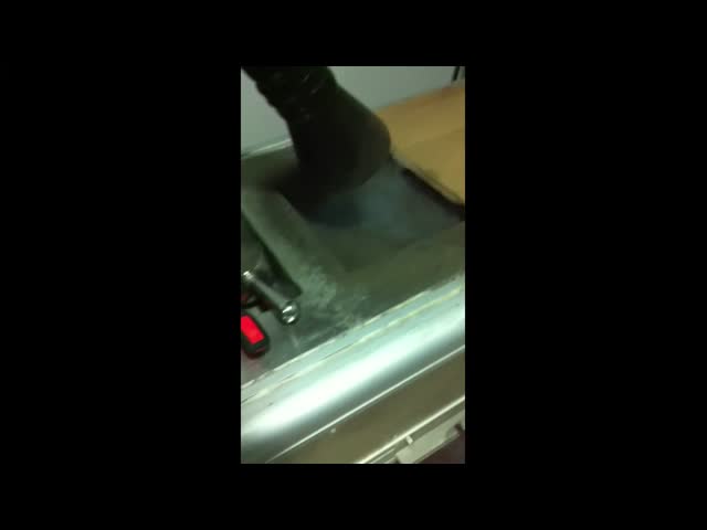 活動的なカーボン フィルターが付いている大きい力 700W デジタル レーザーの発煙の抽出器/空気清浄器