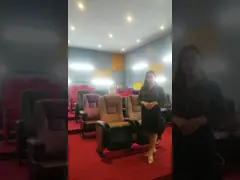 Огнеупорные вооруженные свертывают вверх мебель театра стульев театра аудитории высоко заднюю video