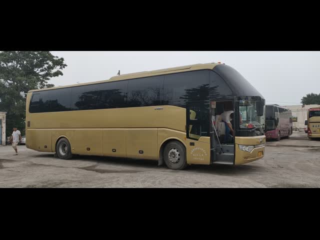 Используемый туристический автобус Ютонг подержанный 2011 год 51 усаживает максимальную скорость 6117 модельную 100км/Х видео