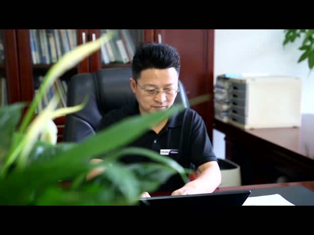 Свечи зажигания двигателя природного газа группы DEUTZ 3588 факела платины иридия S-R6A16 видео