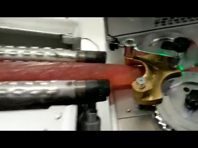 Электрическая небольшая тянучка делая автоматическим производством машины большой выход видео