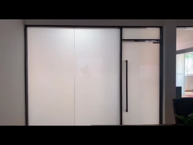 Стекло фильма Само-прилипателя Switchable умное для панелей стены стекла уединения видео