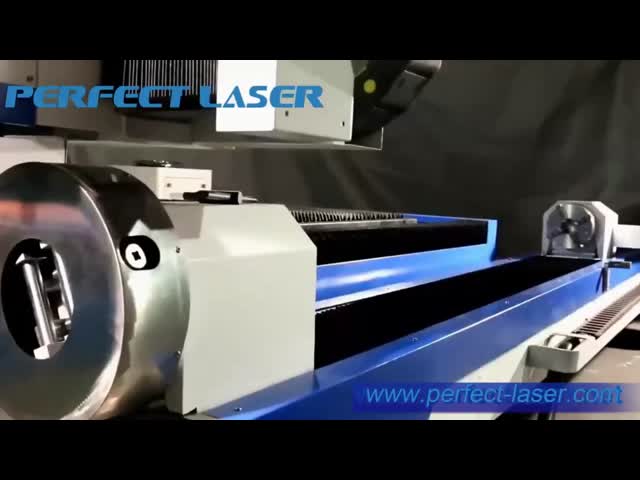 Круглая машина лазера волокна трубы металла, голубой автомат для резки лазера 3Д видео