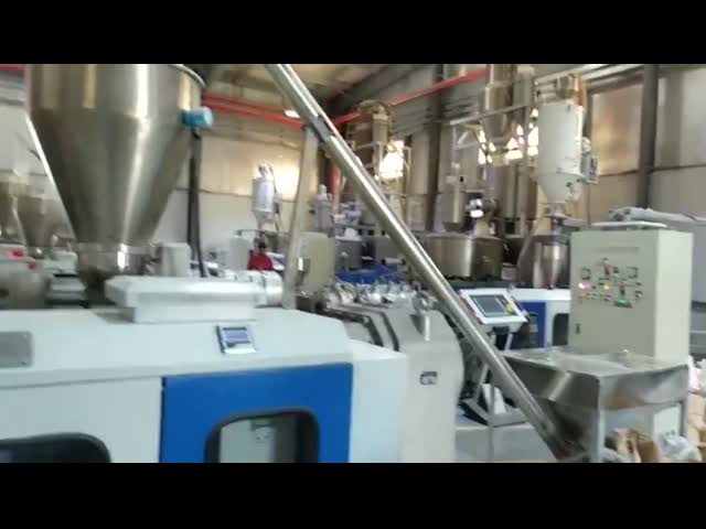UPVCポリ塩化ビニール200mmの機械にプラスチック放出ラインをするプラスチック配水管
