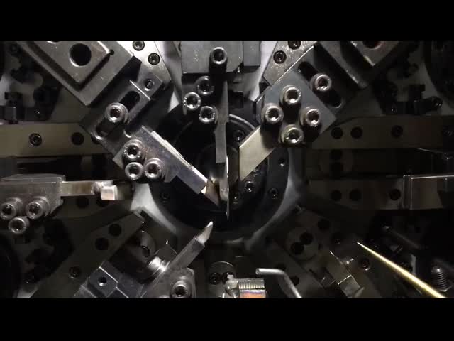 141m/Min最高の送り速度0.2 - 2.3mmカム コンピュータばね機械380V