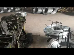 Полноавтоматический быстрый космос машины 76MM проволочной изгороди сети колючей проволоки циклона 102Mm колючий video