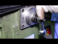 China 300m Hydrolic Chuck Spindle Mining Geological Core Drilling Machine supplier