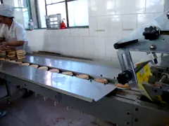 High Sanitation Standard Bakery Packaging Machine , Bun Packing Machine