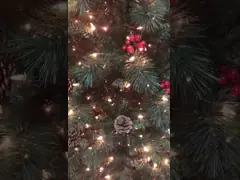 Сосна рождественской елки 7FT тонкая с серебряной замороженной темой рождества video