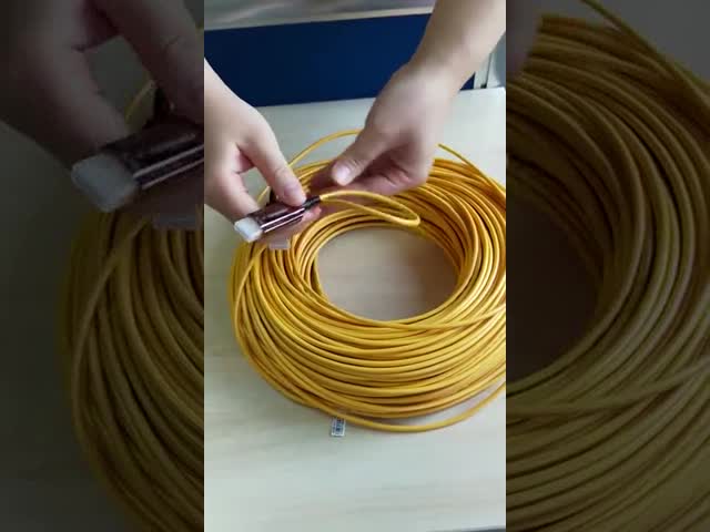 consumo ativo puro do revestimento amarelo 250mW de cabo ótico LSZH de 150m 4K 8K HDMI