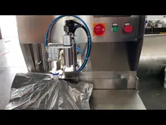 Автоматическая сумка кофе сока молока в машине завалки коробки с двойной головой video