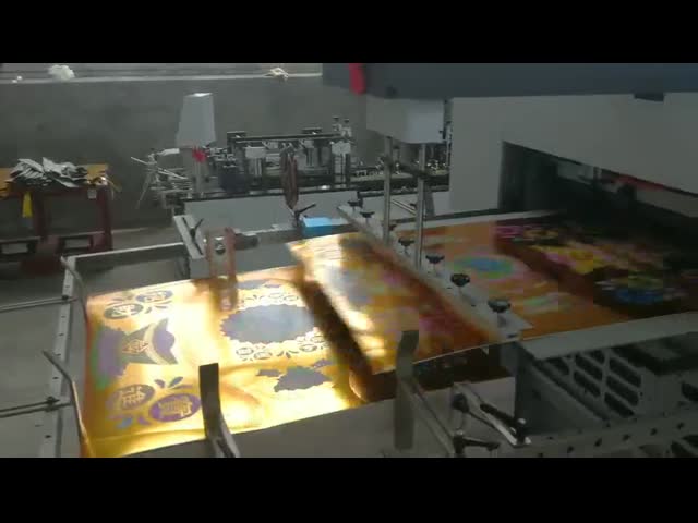半自動ボール紙の型抜き機械