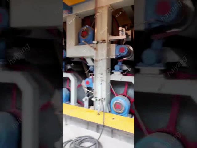 機械1575mm 300m/分を作るカスタマイズされた複式アパートのボール紙