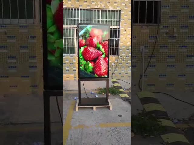 4000cd/m2 55inch Optical Bonding Lcd Totem 98mm Thickness video