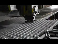 дорожка крыши диаманта 3.66m пефорированная длиной металлопластинчатая video