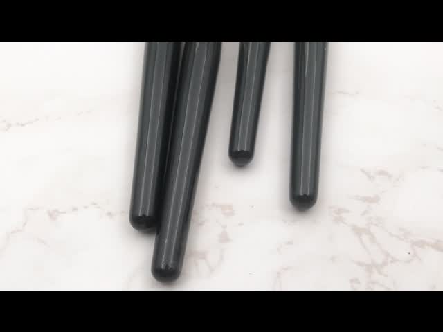 Makeup brush10