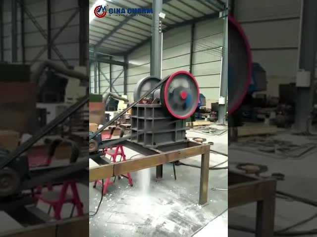 構造の不用な粉砕機の植物の携帯用20TPH顎粉砕機機械
