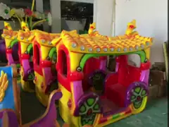 Поездка на поезде занятности мультфильма 4 экипажей для 14 детей video