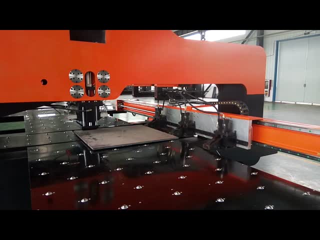 160T Hole CNC Hydraulic Punching Machine 25mm Thick Plate Sheet Metal