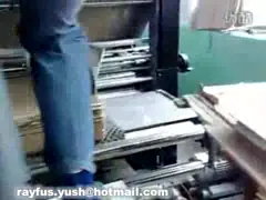 Высокая машина производства коробки коробки таблицы/поверхностная бумажная машина ламинатора каннелюры video