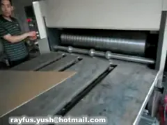 Цепная рифленая коробка коробки делая машину/принтер Slotter Flexo умирают резец video