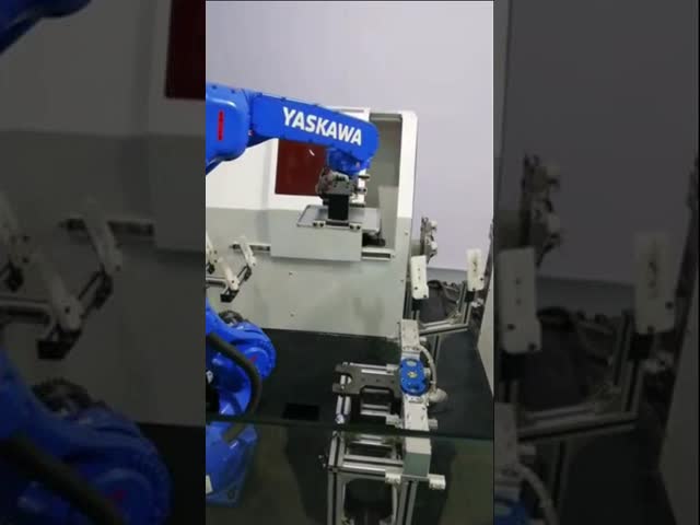 Робот GP8 собрания быстроходного двигателя промышленный с рукой полезной нагрузки 8KG робототехнической как машина выбора и места видео