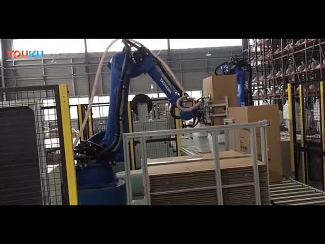 Регуляция робота MOTOMAN GP180 с роботом полезной нагрузки 180KG промышленным для машины брошенной плашкой